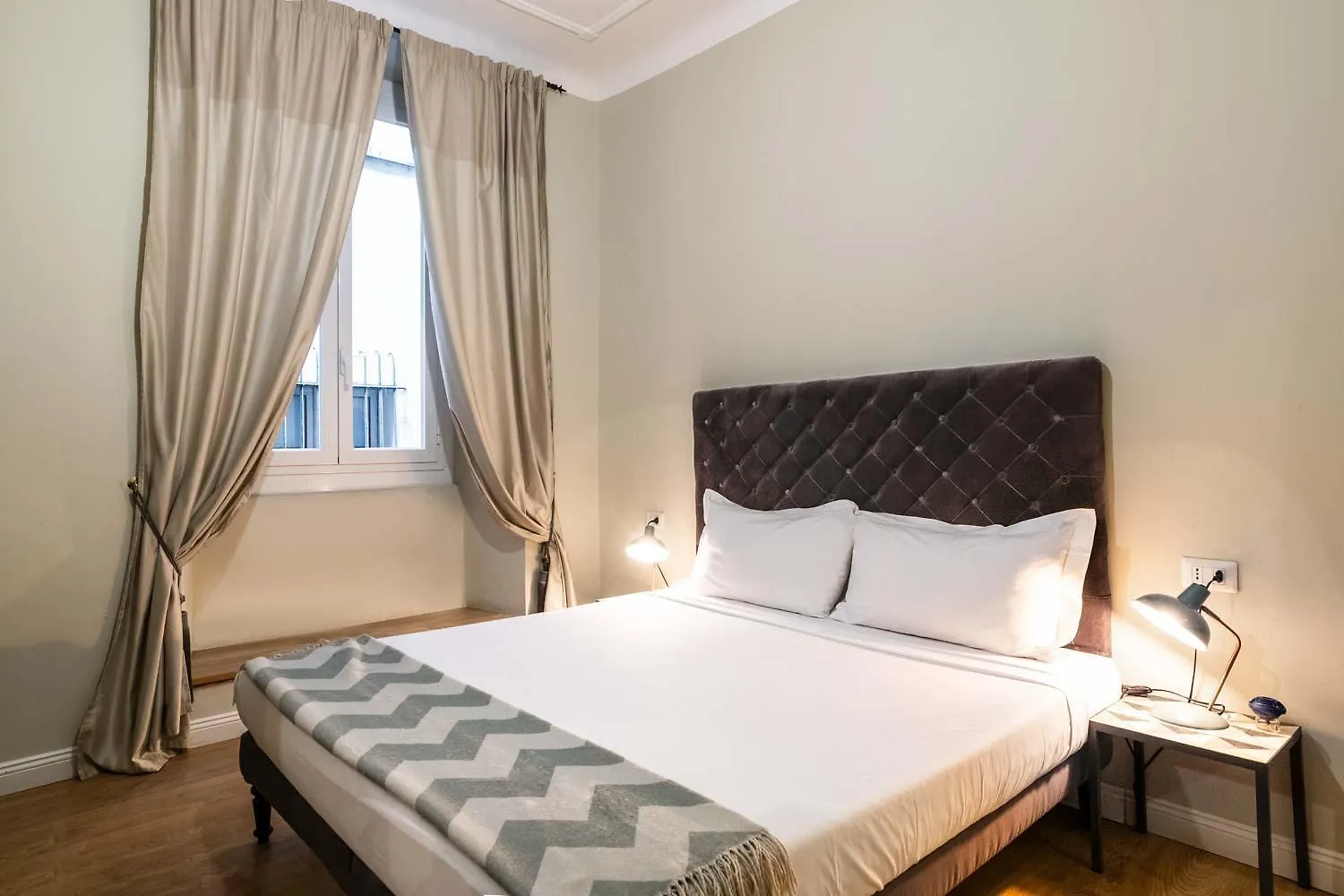 La Piazzetta Rooms & Apartments Genoa 3*,  Italy