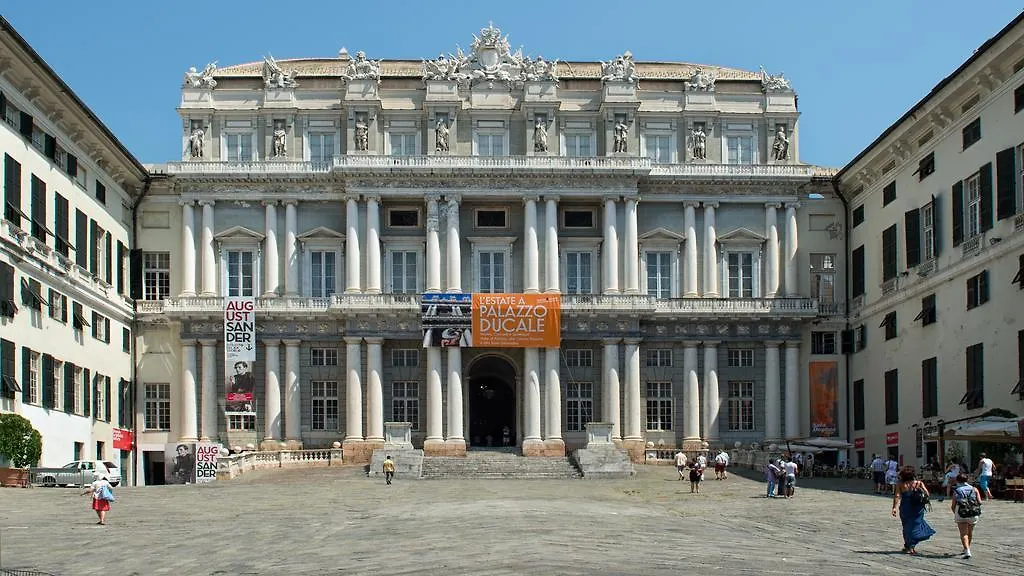 *** Gasthuis La Piazzetta Rooms & Apartments Genua Italië