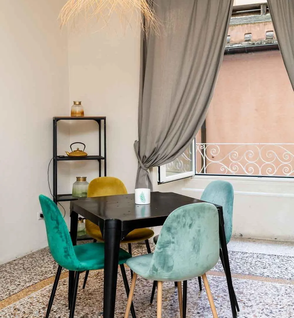 La Piazzetta Rooms & Apartments Janov 3*,